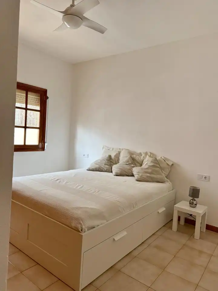 Habitación de Casa o chalet de alquiler en San Bartolomé de Tirajana con Aire acondicionado, Terraza y Amueblado