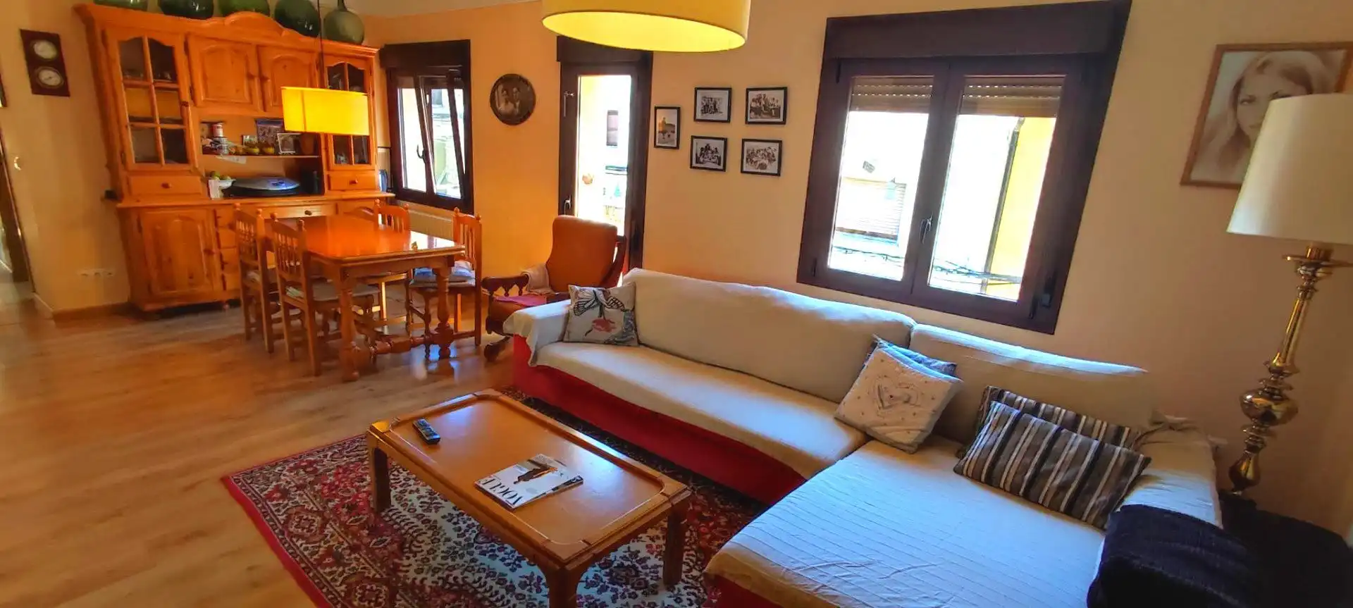 Sala de estar de Piso en venta en La Puebla de Castro con Calefacción, Terraza y Trastero