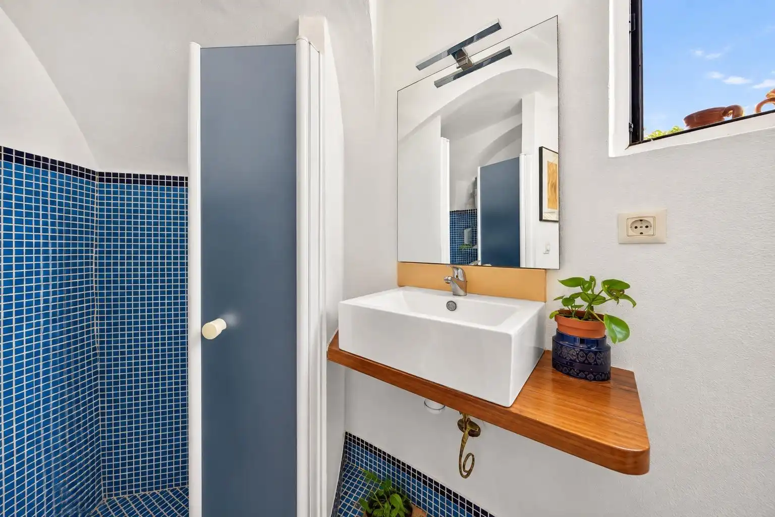 Baño de Casa o chalet en venta en Dénia con Jardín privado, Terraza y Jacuzzi