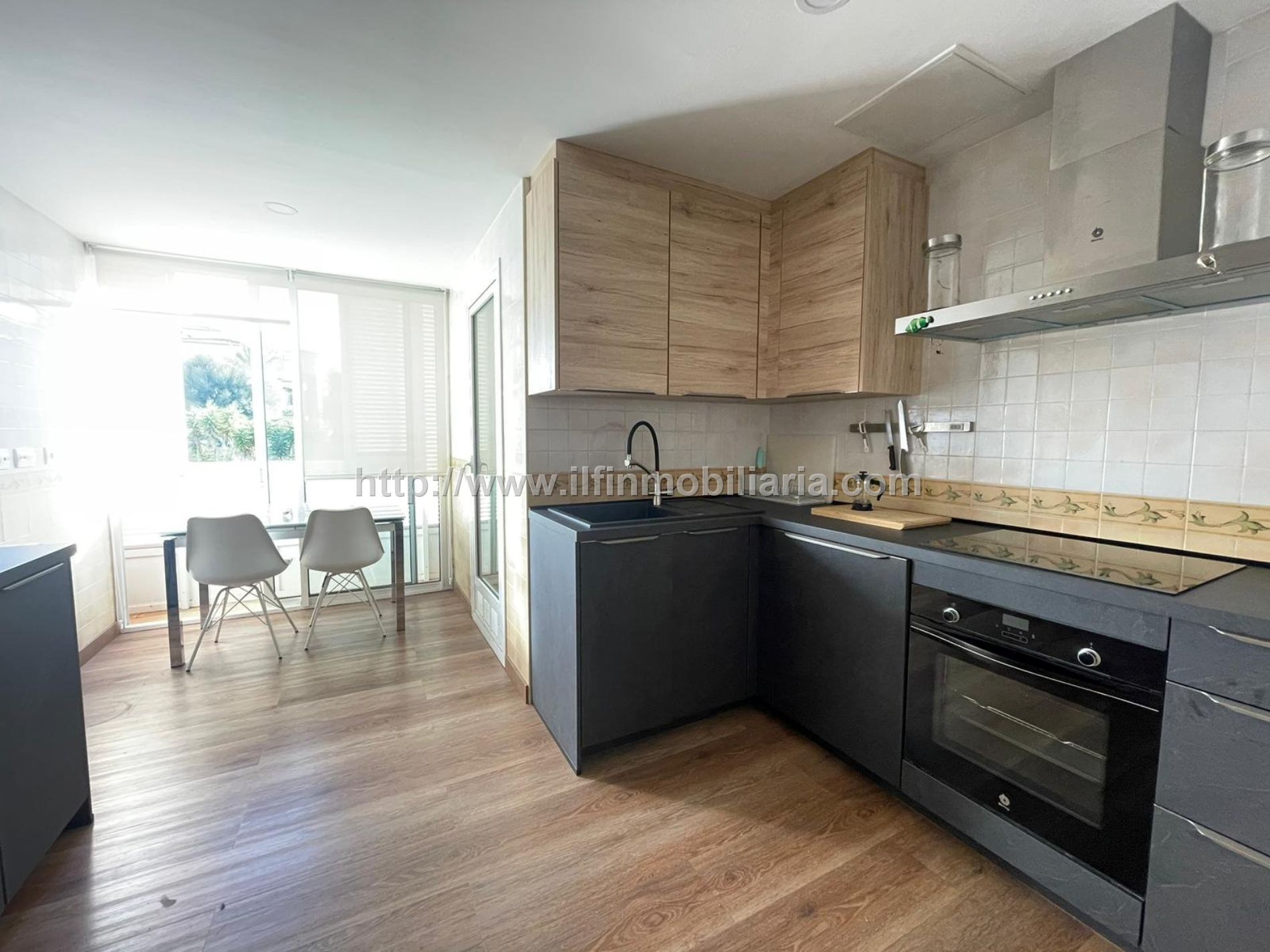 Kitchen of Flat to rent in  Palma de Mallorca  with Air Conditioner, Storage room and Swimming Pool