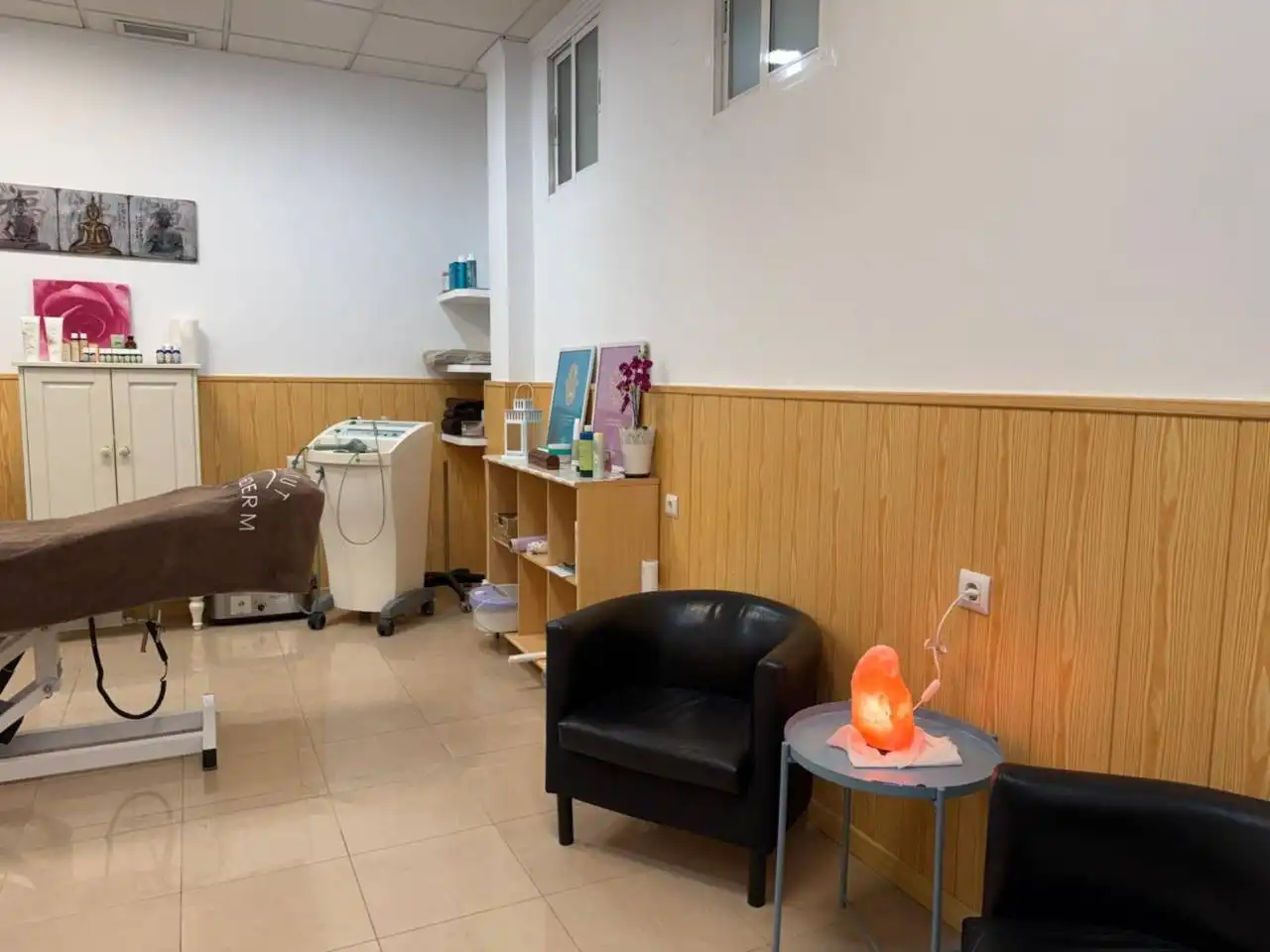 Commercial properties for rent in El Puerto de Santa María  with Air Conditioner and Alarm