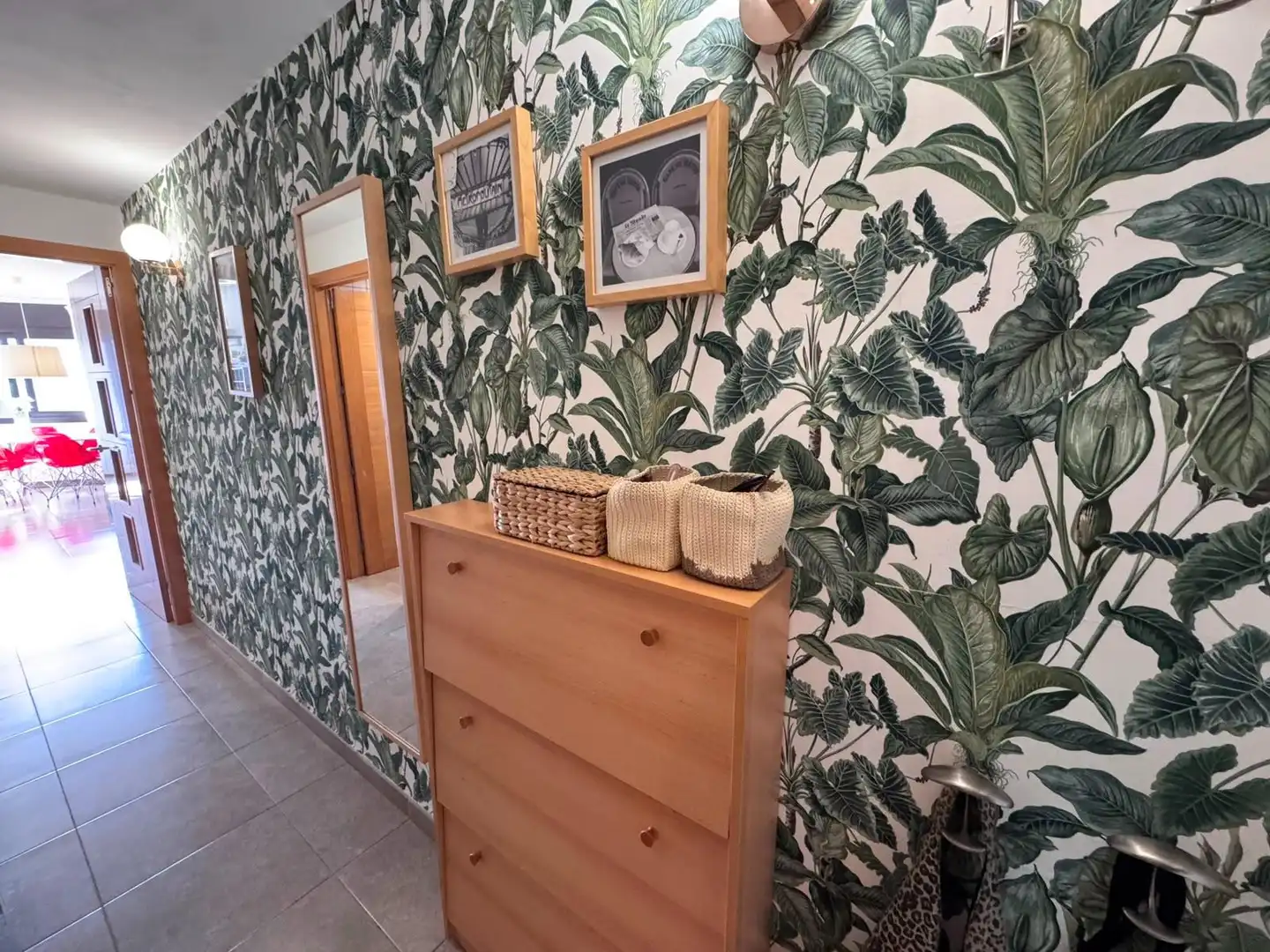 Wohnung zum Verkauf in Breda mit Klimaanlage, Heizung und Terrasse
