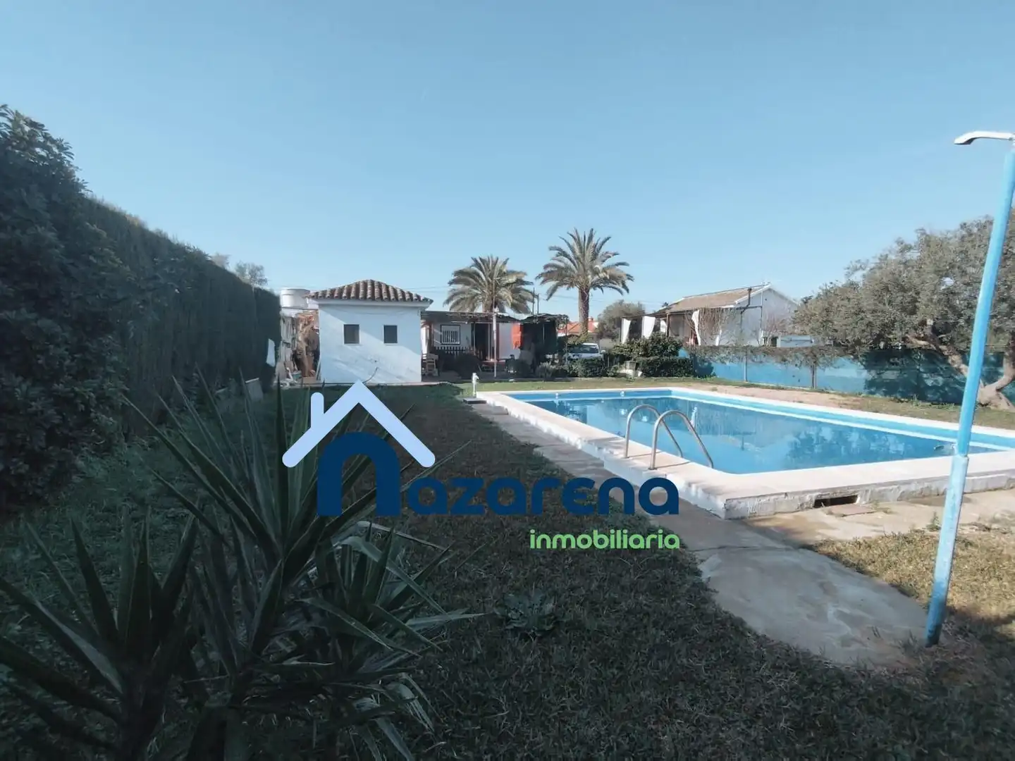 Piscina de Terreno en venta en Coria del Río
