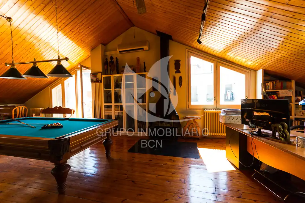 Living room of Houses for sale in Montcada i Reixac  with Air Conditioner, Heating and Terrace
