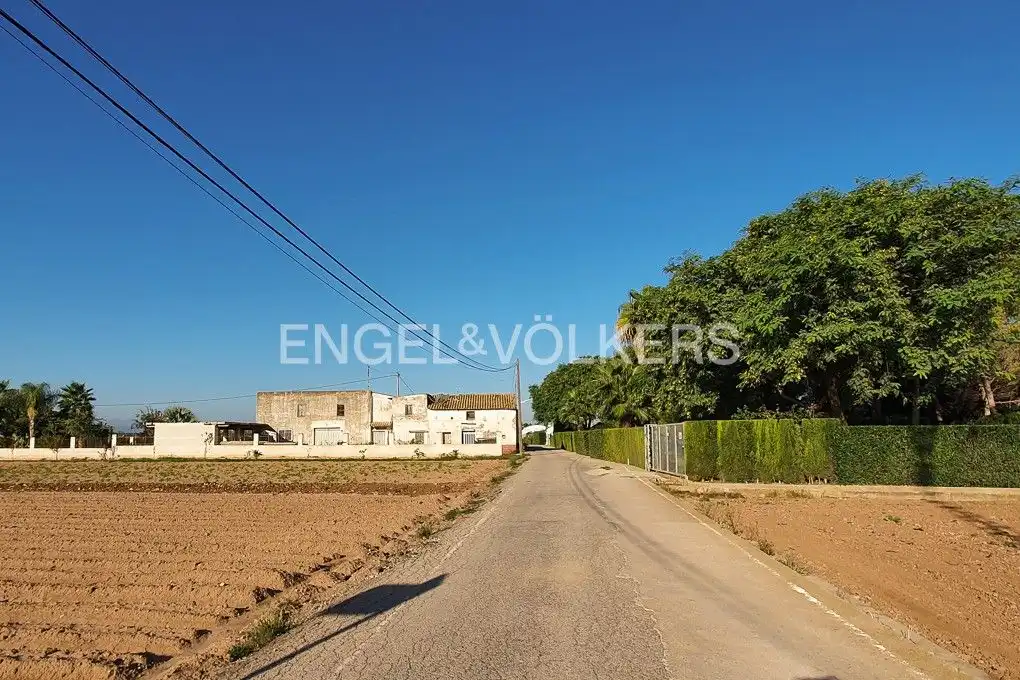 Wohnung zum Verkauf in Valencia mit Privatgarten