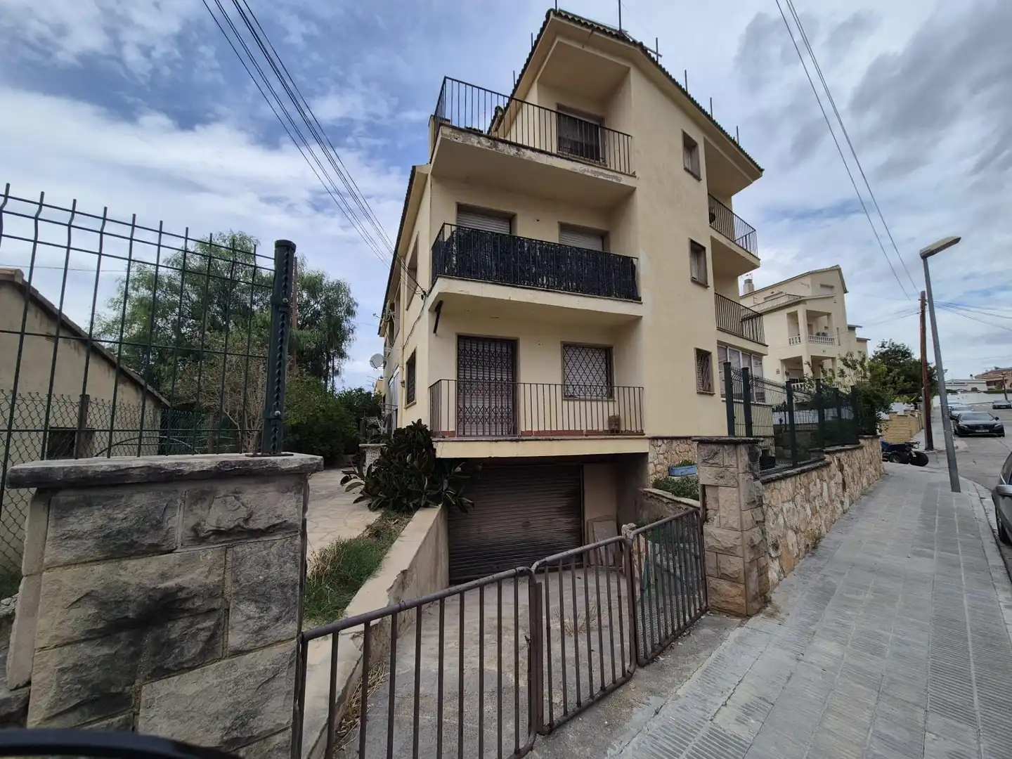 Vista exterior de Piso en venta en Torredembarra con Calefacción y Balcón