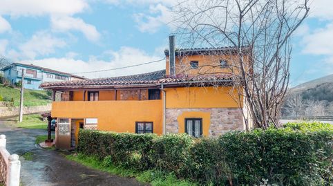 Foto 3 de Casa o xalet en venda a Lugar Soto Dueñas, 15, Parres, Asturias