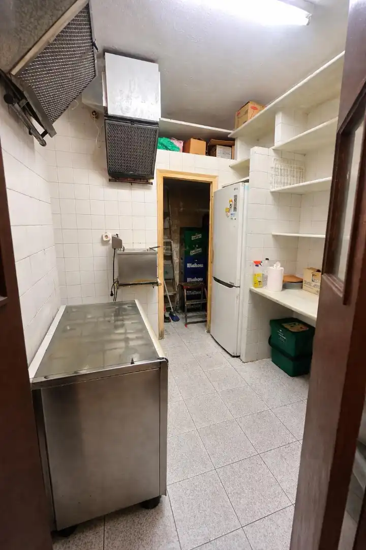 Cuina de Local en venda en Sarrià - Sant Gervasi