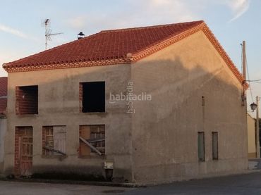 Casa aparellada en venda a Calle Nueva 4