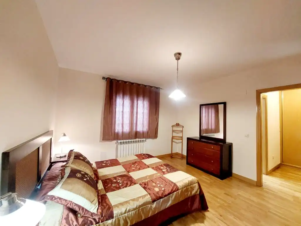 Dormitori de Casa adosada en venda en Badajoz