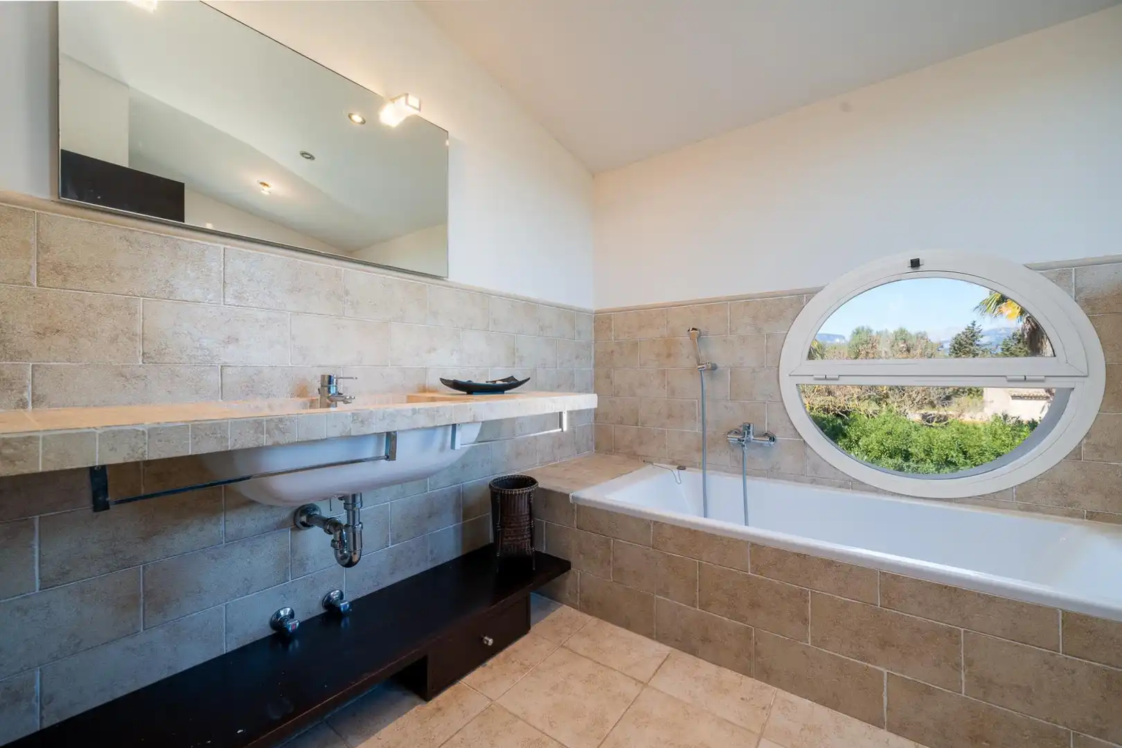 Baño de Casa o chalet de alquiler en Binissalem con Aire acondicionado, Calefacción y Jardín privado