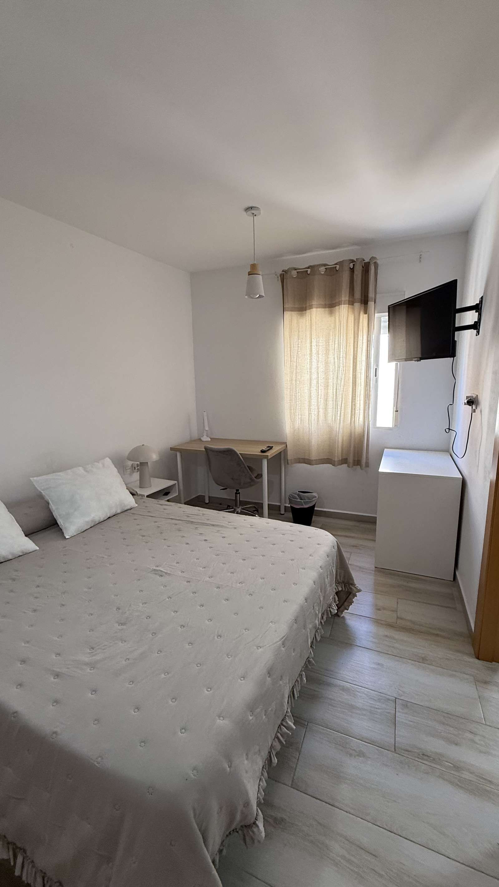 Bedroom of Flat to share in  Murcia Capital  with Air Conditioner and Terrace