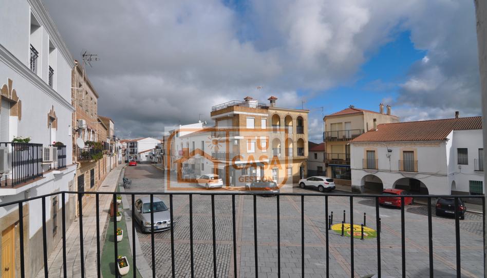 Foto 1 de Casa o xalet en venda a Plaza Constitución, Sierra de Fuentes, Cáceres