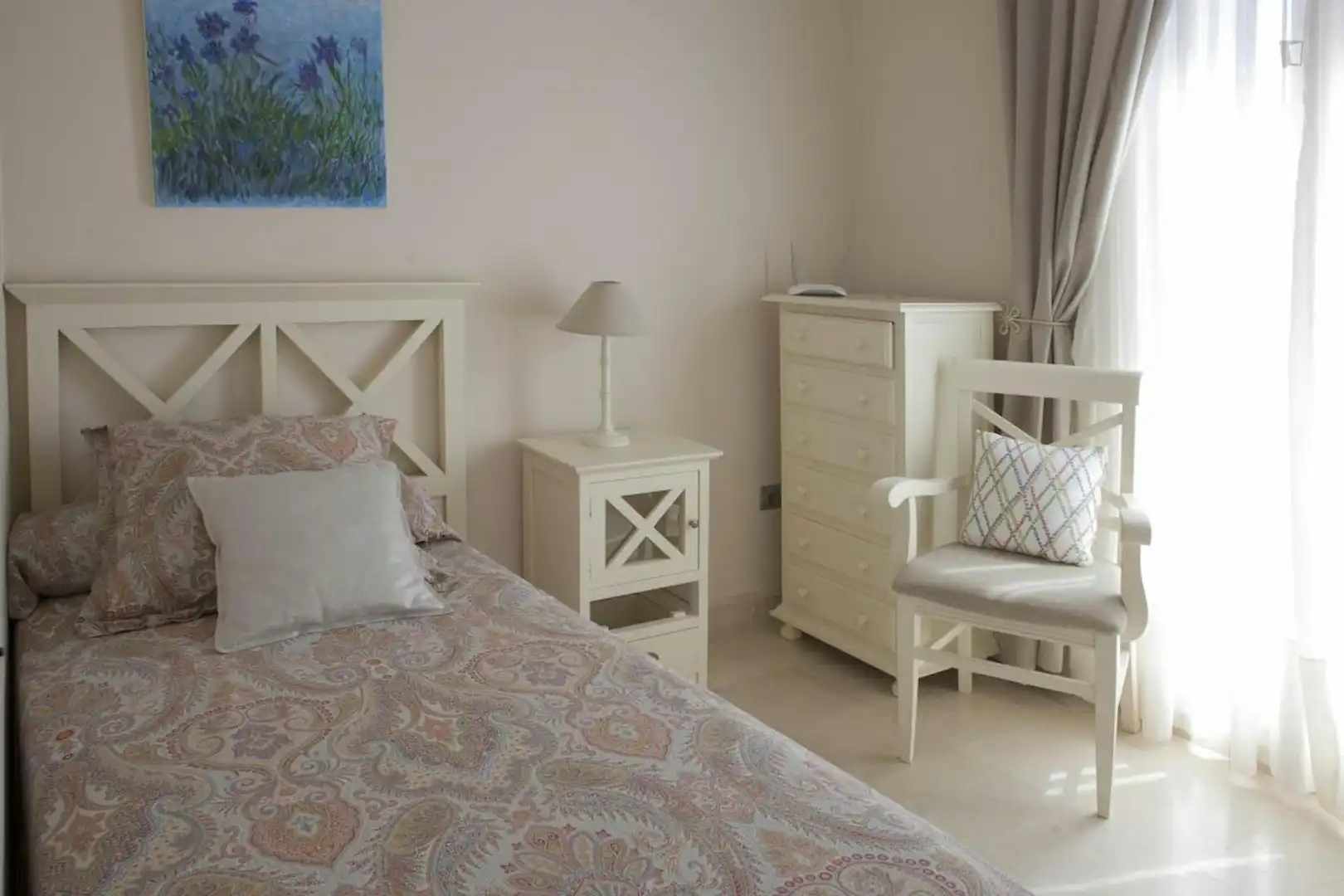 Habitación de Piso para compartir en Sevilla con Calefacción, Jardín privado y Amueblado