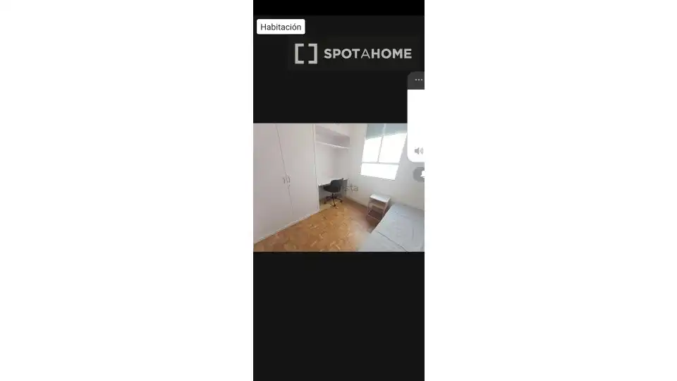 Habitación de Apartamento para compartir en Madrid con Aire acondicionado, Terraza y Amueblado