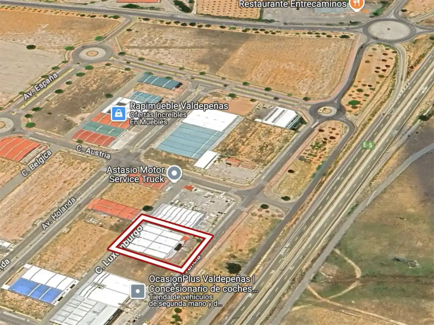 Außenansicht von Fabrikhallen zur Miete in Valdepeñas, Ciudad Real