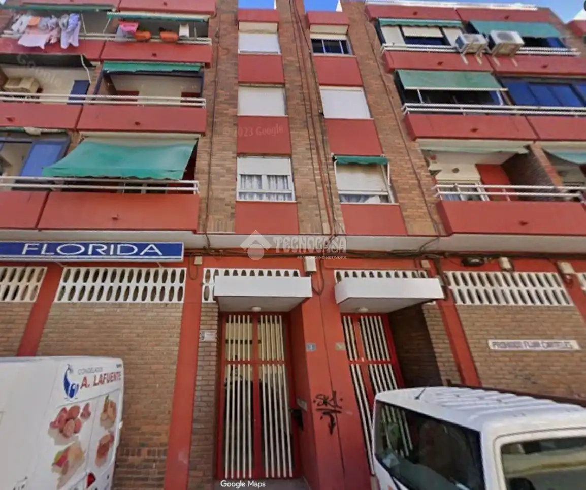 Piso con balcón en venta en Florida - Ciudad de Asís