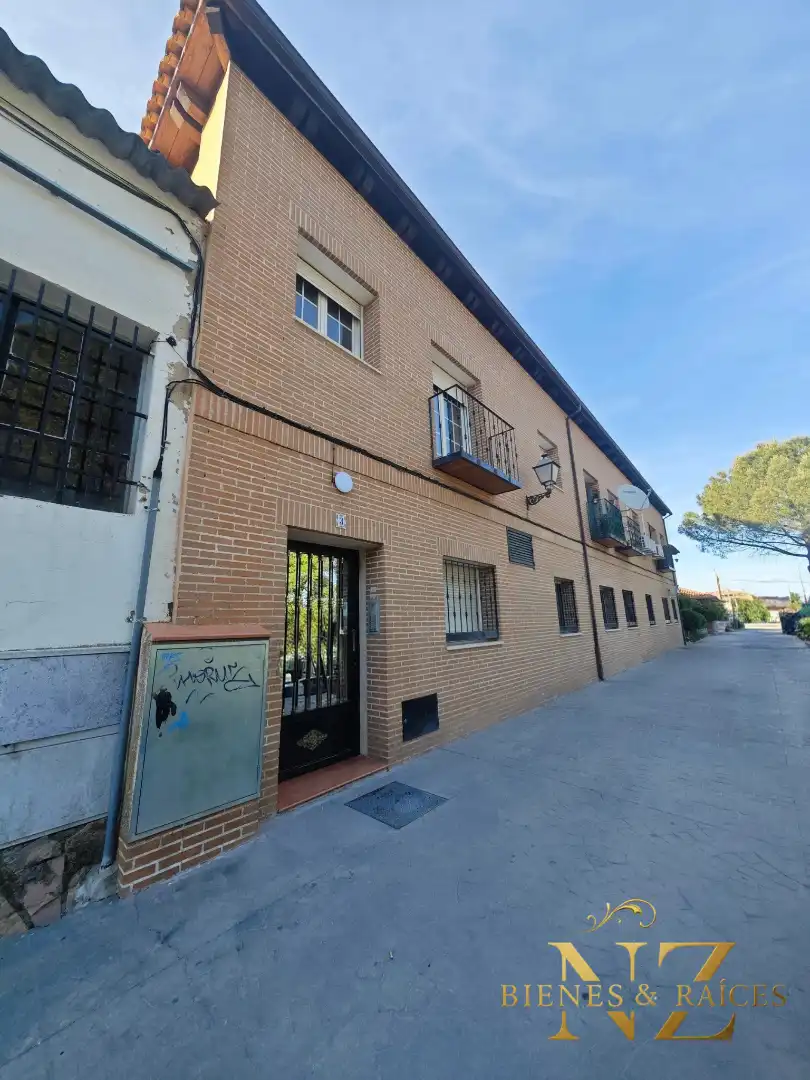 Vista exterior de Piso en venta en Yuncos con Aire acondicionado, Calefacción y Amueblado