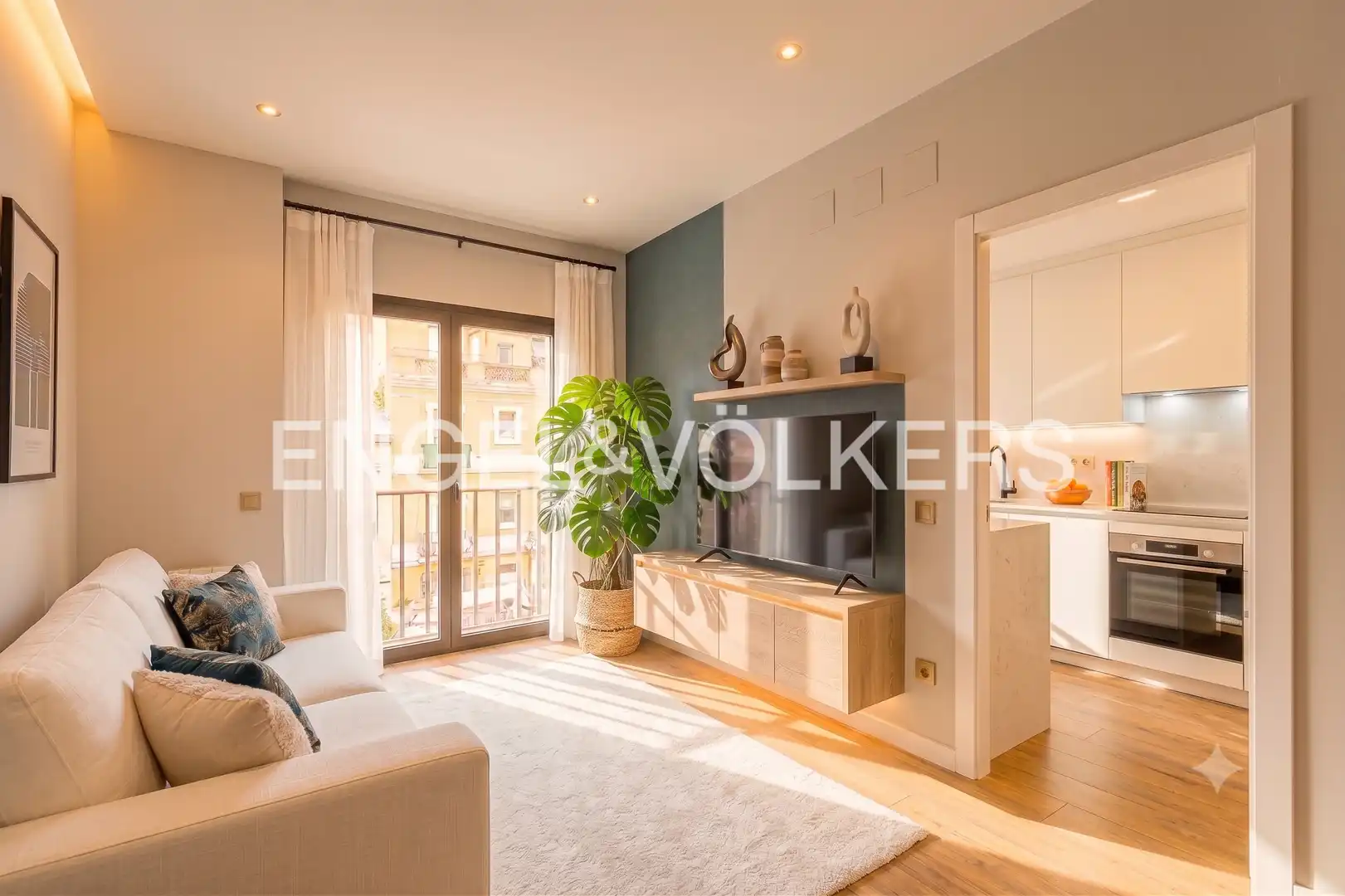 Appartamento con terrazza in vendita a Eixample, imagen 2
