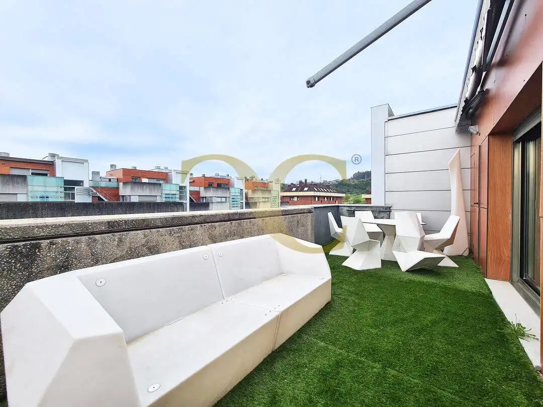 Terrasse von Maisonette zum Verkauf in Oviedo  mit Heizung, Privatgarten und Terrasse