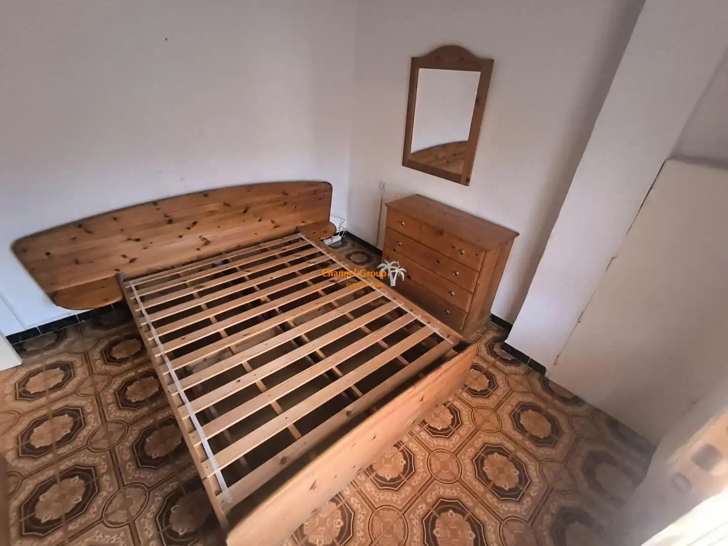 Habitación de Apartamento de alquiler en Elche / Elx con Aire acondicionado, Amueblado y Balcón