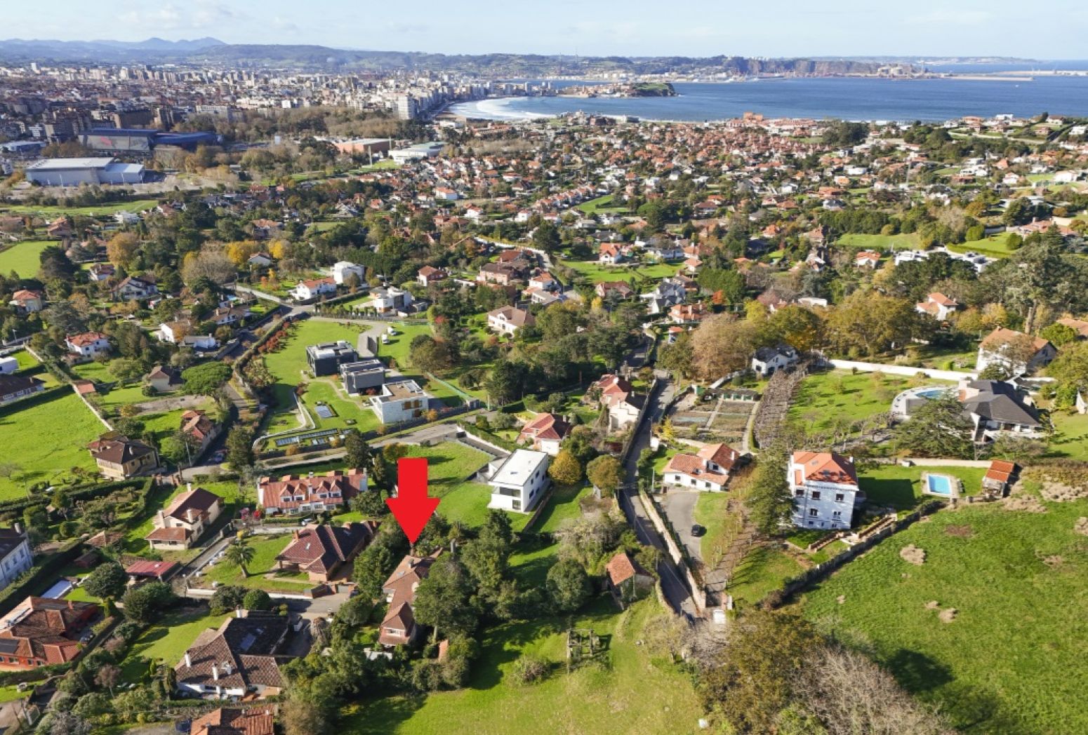 House or chalet for sale in Gijón   with Heating, Private garden and Parquet flooring