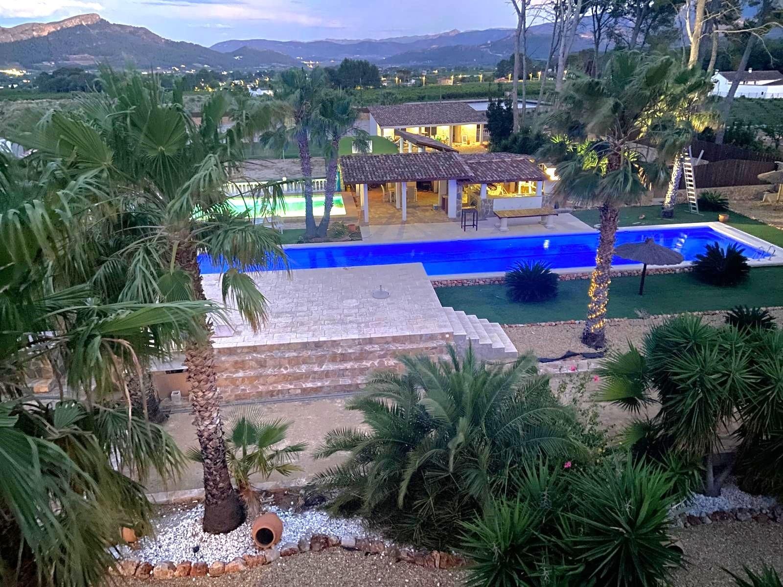 Jardí de Casa o xalet en venda en Gandia amb Aire condicionat, Jardí privat i Terrassa