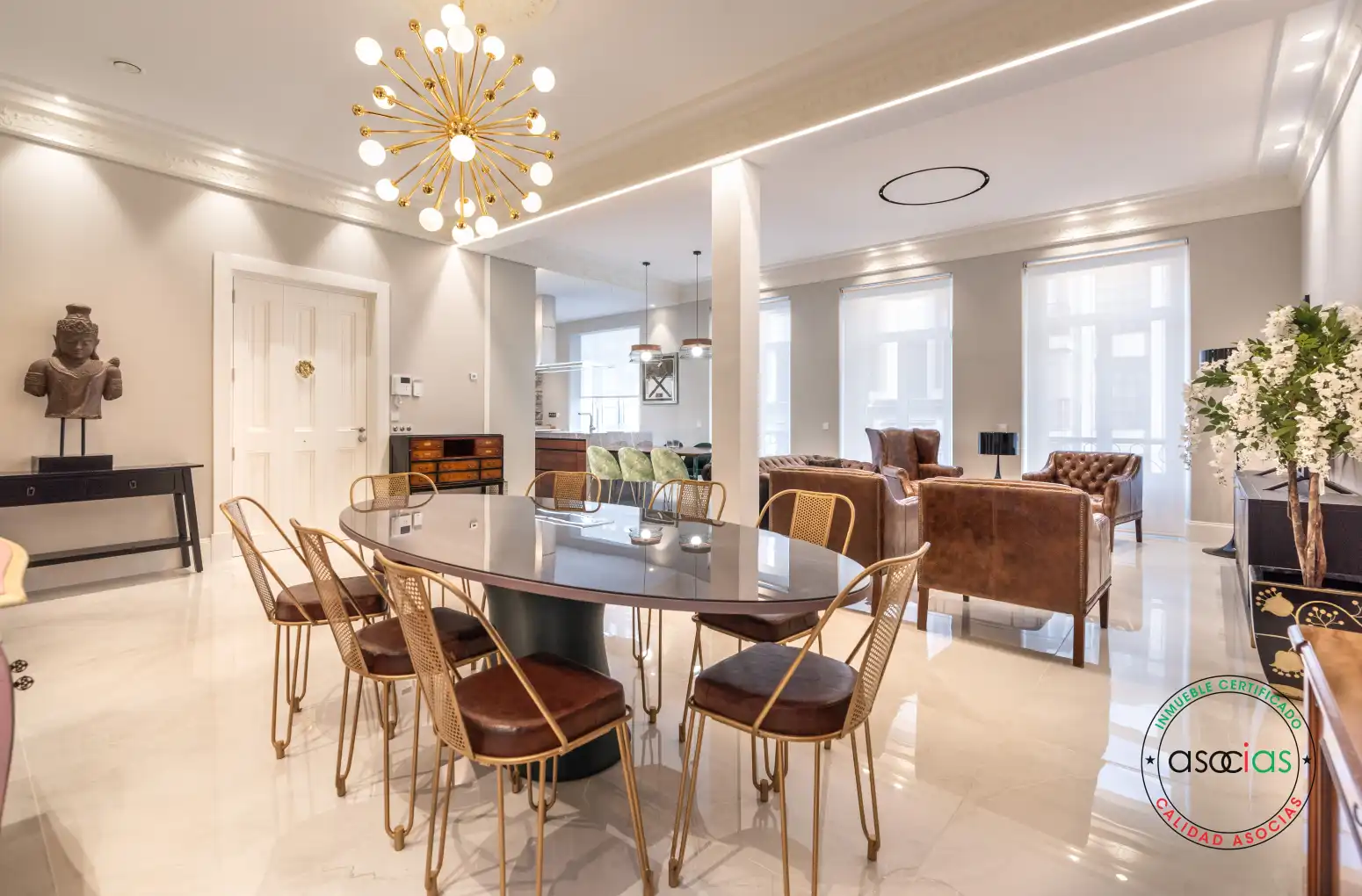 Menjador de Pis en venda en Gijón  amb Calefacció