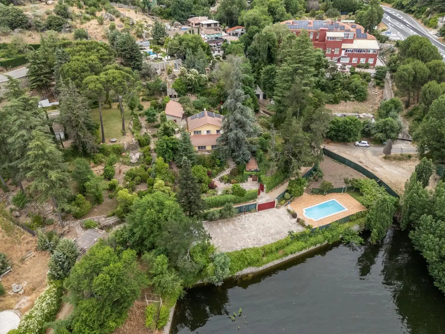 Jardín de Finca rústica en venta en El Barraco  con Calefacción, Jardín privado y Terraza