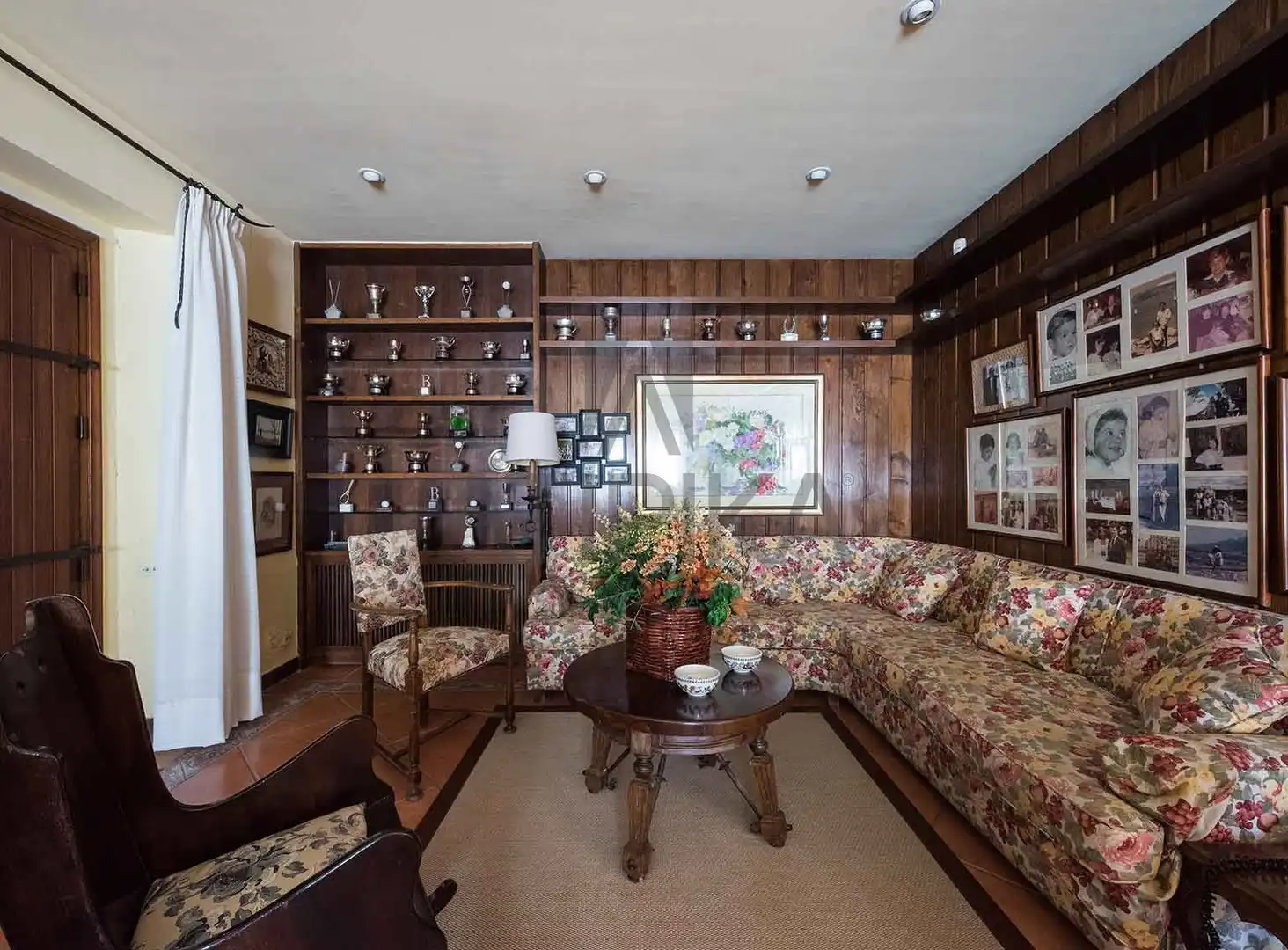 Sala d'estar de Casa o xalet en venda en Sant Andreu de Llavaneres amb Calefacció, Terrassa i Traster