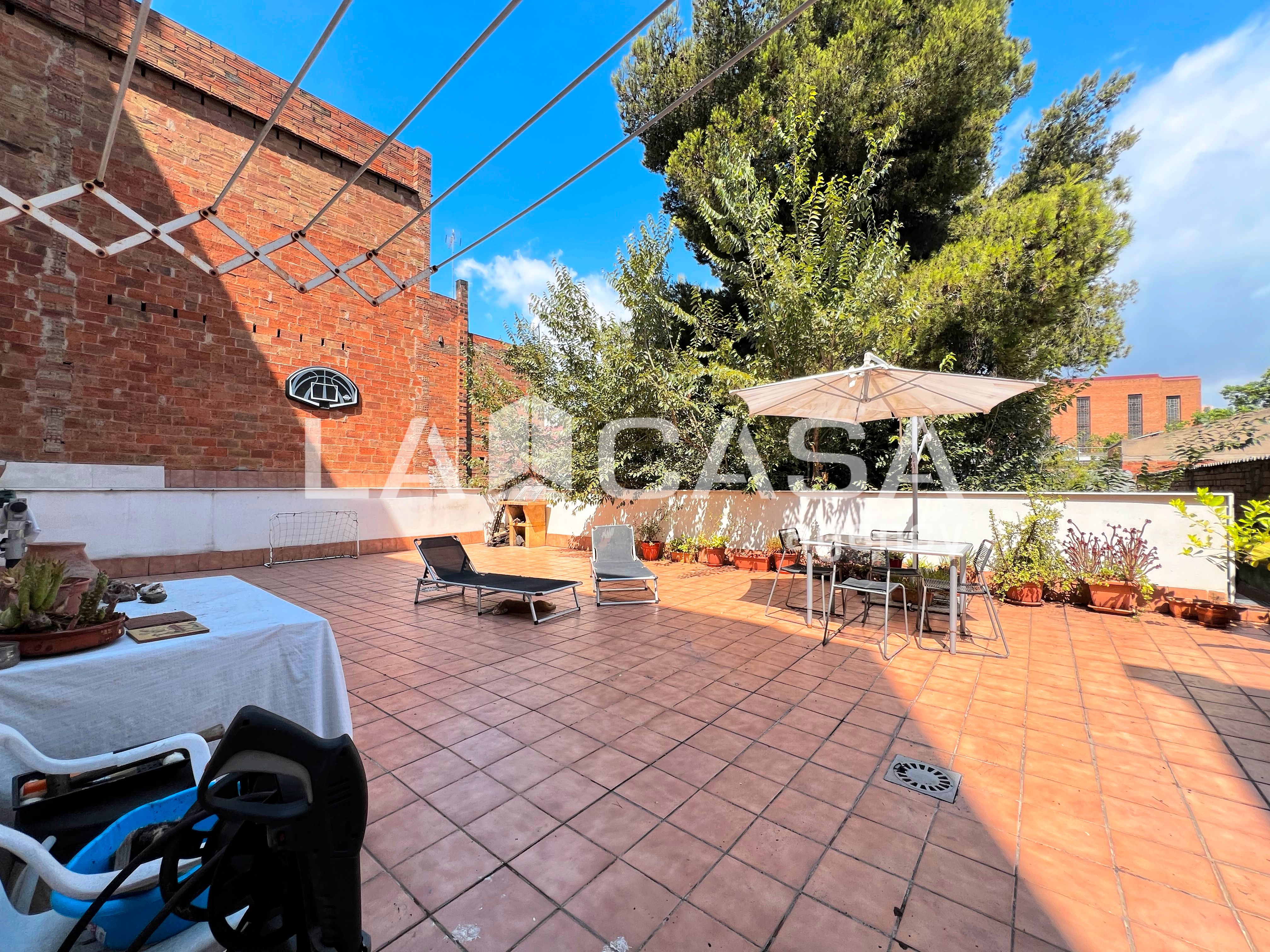 Terraza de Piso en venta en Badalona con Terraza, Trastero y Balcón