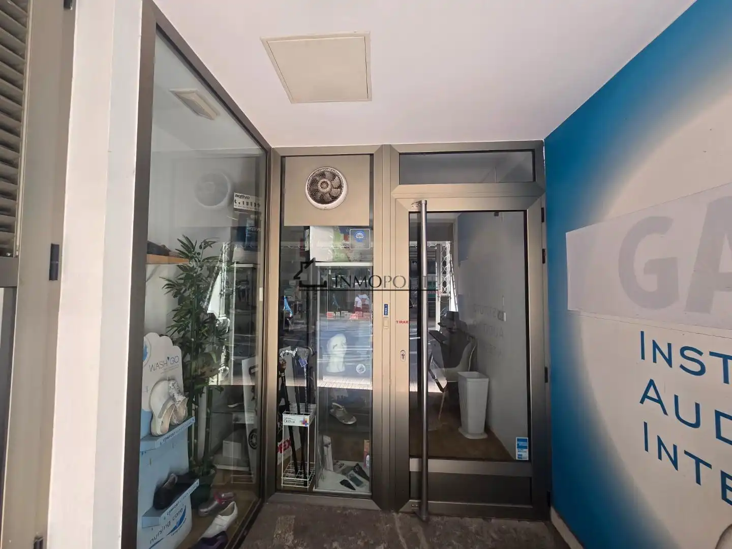 Business premises for sale in Zona de Plaza de Barcelos, imagen 19