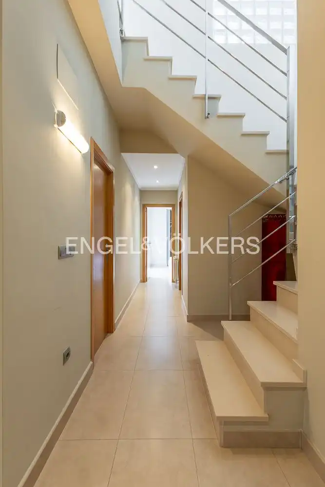 Casa adosada en venta en Carcaixent con Aire acondicionado, Calefacción y Terraza