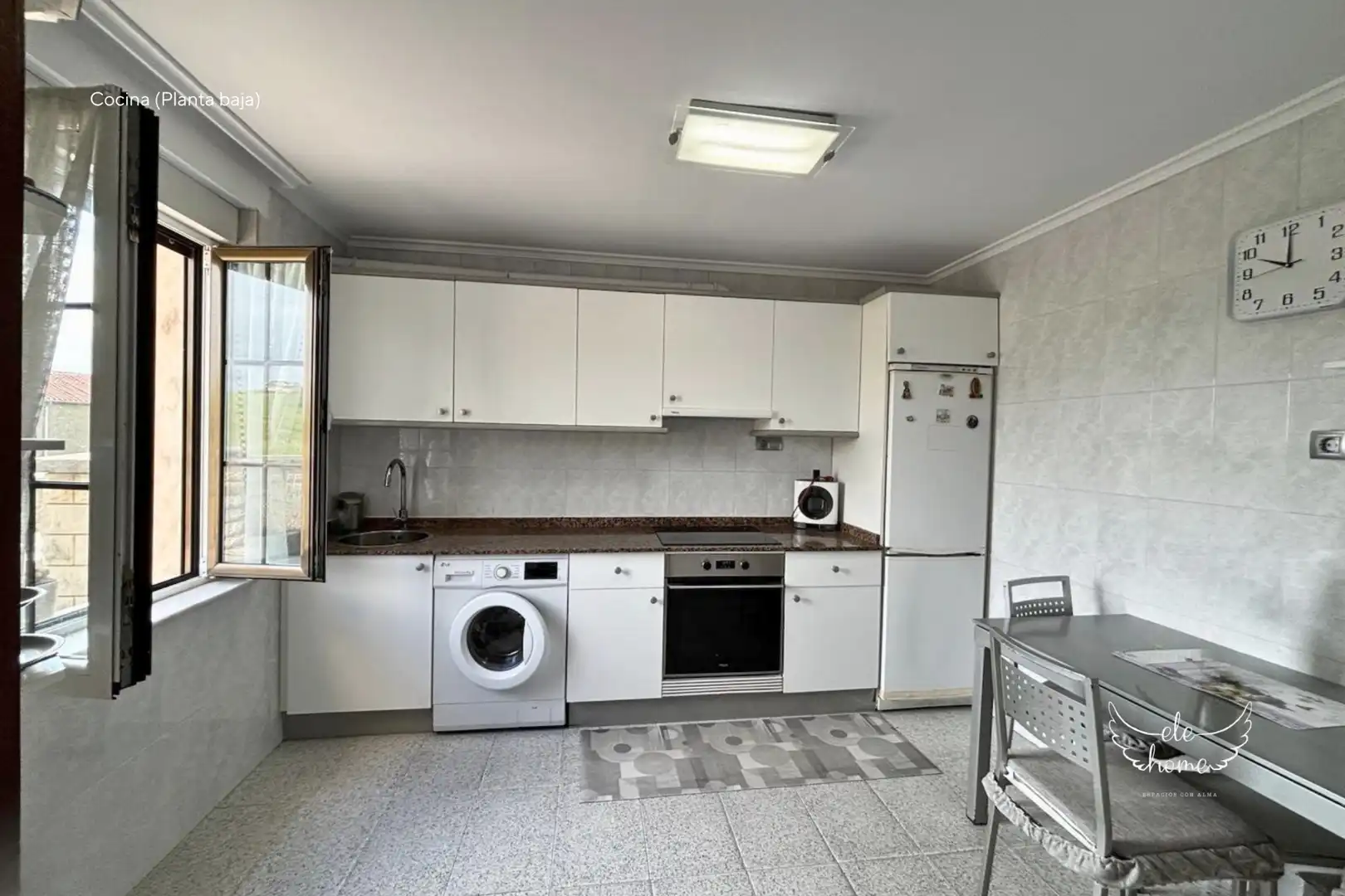 Küche von Country house zum Verkauf in Miengo mit Heizung, Privatgarten und Terrasse
