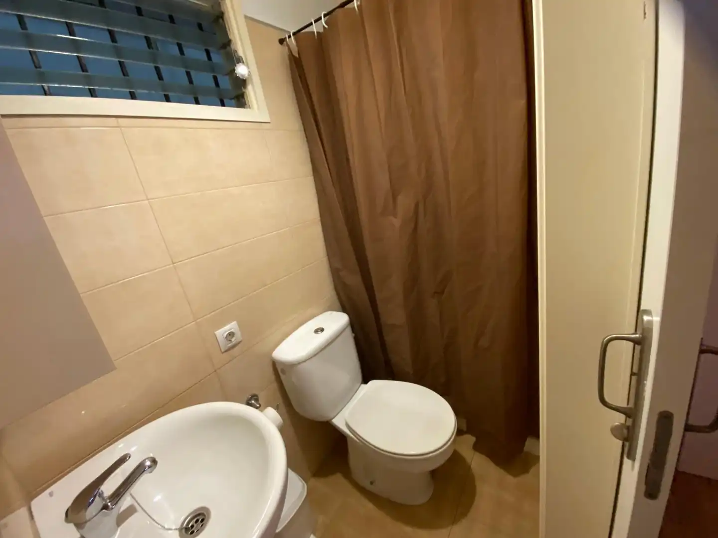 Bathroom of Study for rent in Las Palmas de Gran Canaria  with Furnished