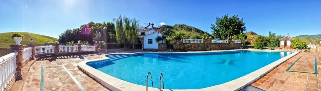 Casa rústica amb piscina en venda a Casarabonela, imagen 2