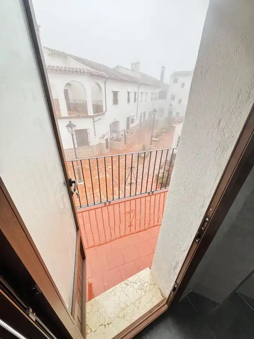 Terraza de Piso en venta en Yunquera con Trastero, Amueblado y Horno