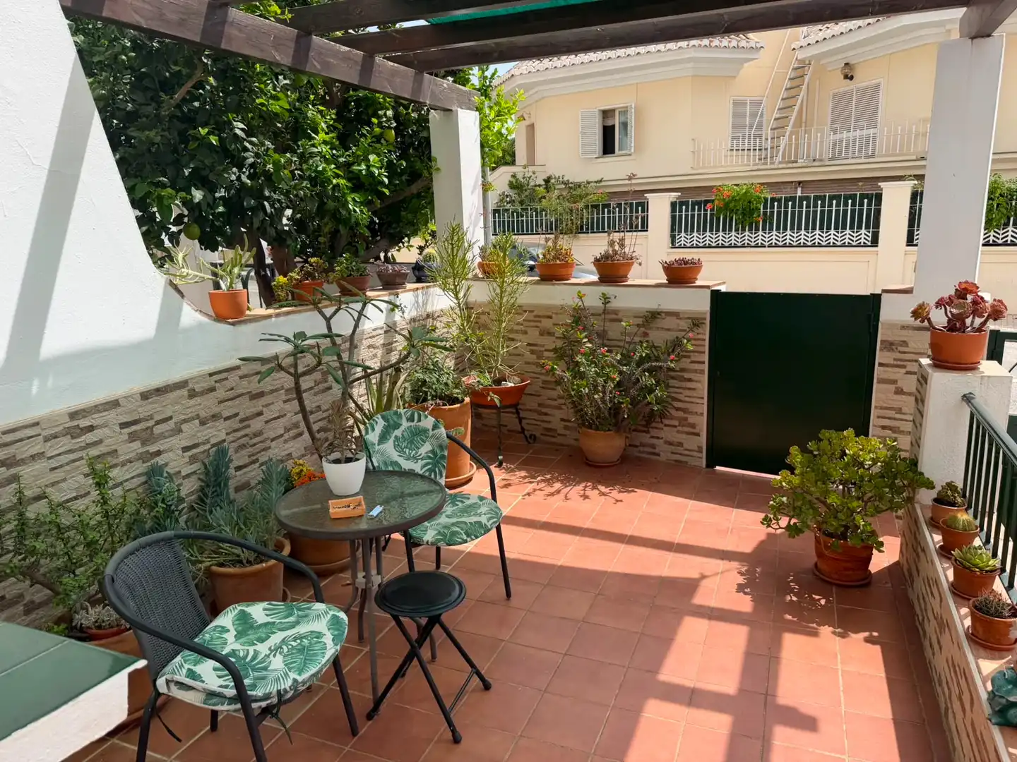 Terrassa de Casa adosada en venda en Vélez-Málaga amb Aire condicionat i Piscina comunitària