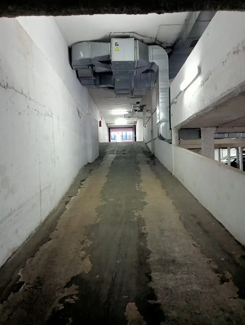 Einzelparkplatz zum Verkauf in Centro - Casco Histórico, imagen 5