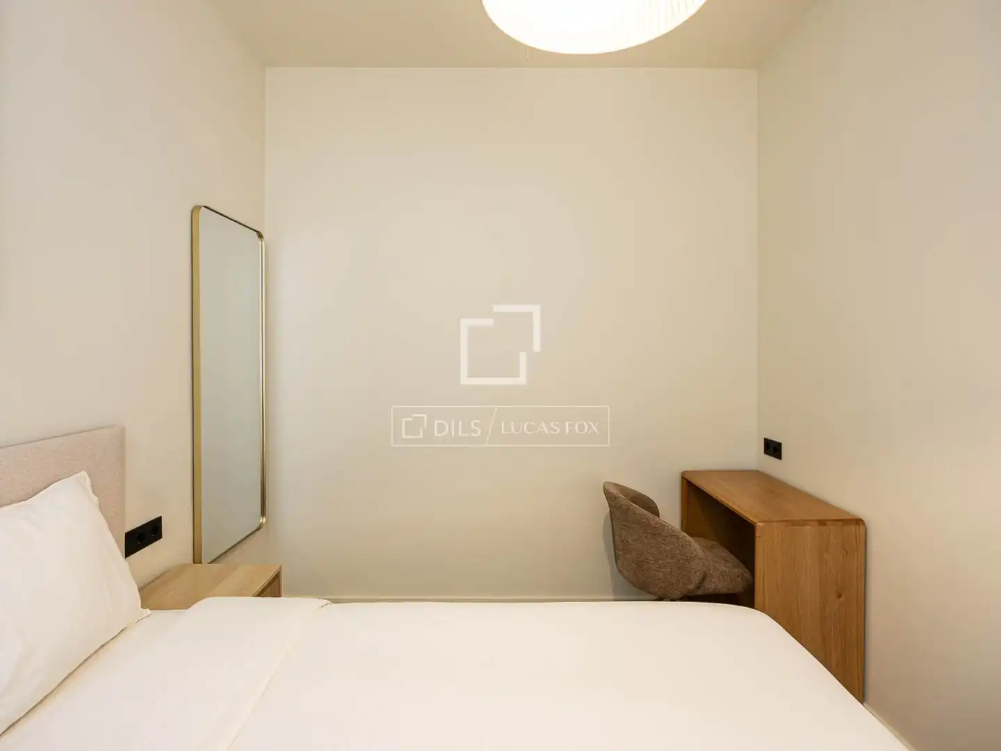 Habitación de Piso en venta en Barcelona con Aire acondicionado, Terraza y Amueblado