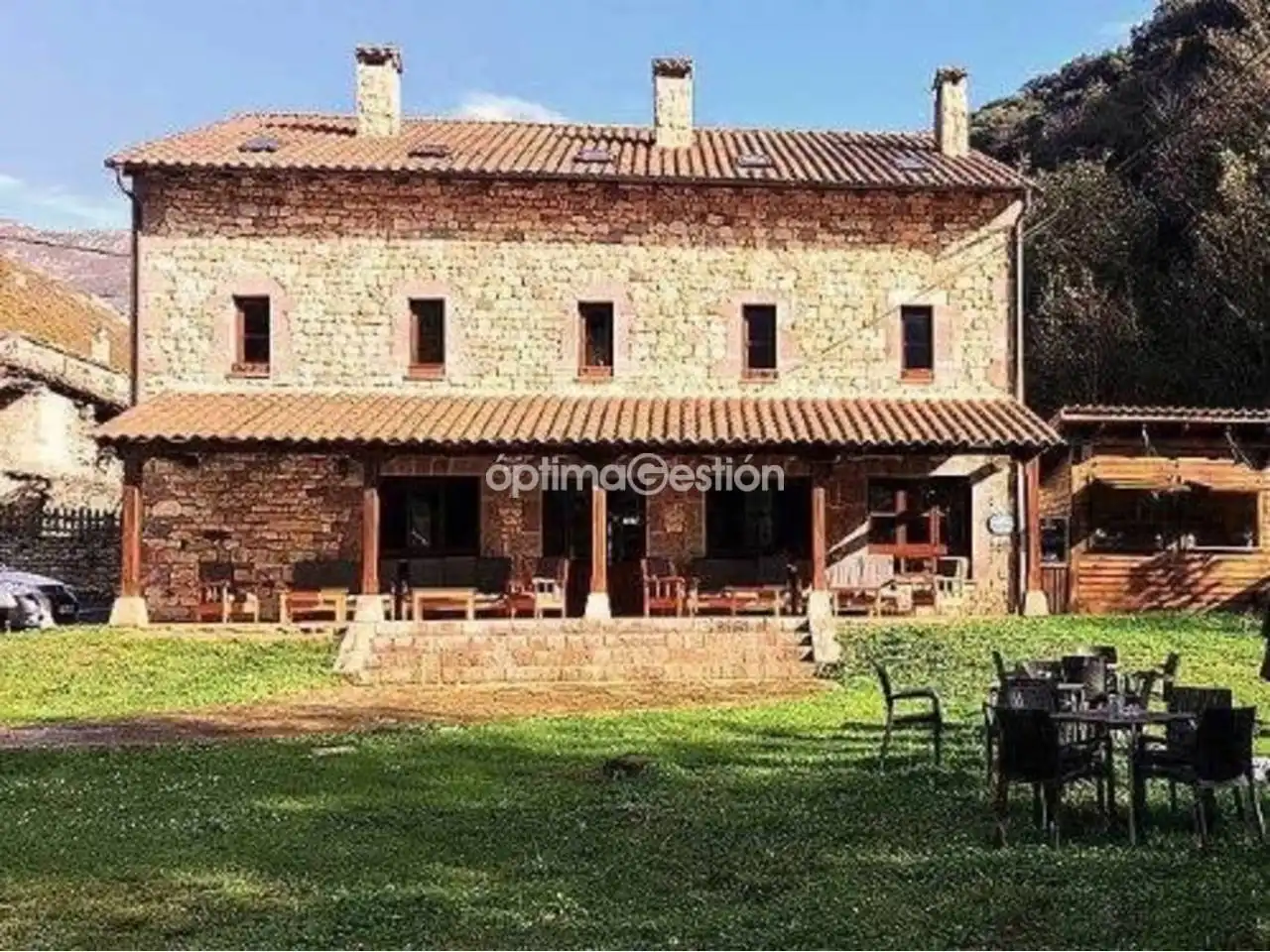 Edifici en venda en Cabrales