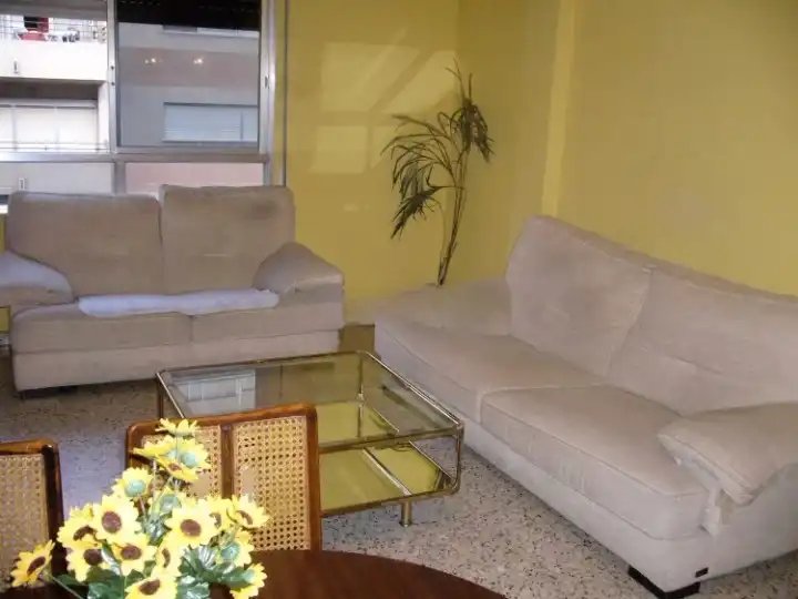 Living room of Flat for rent in Valencia  with Air Conditioner, Heating and Furnished
