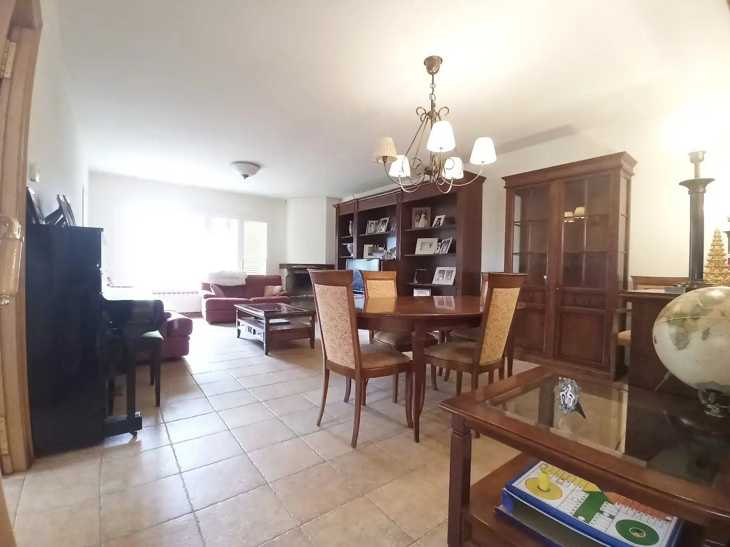 Sala d'estar de Casa o xalet en venda en Cervià de Les Garrigues amb Calefacció, Jardí privat i Parquet