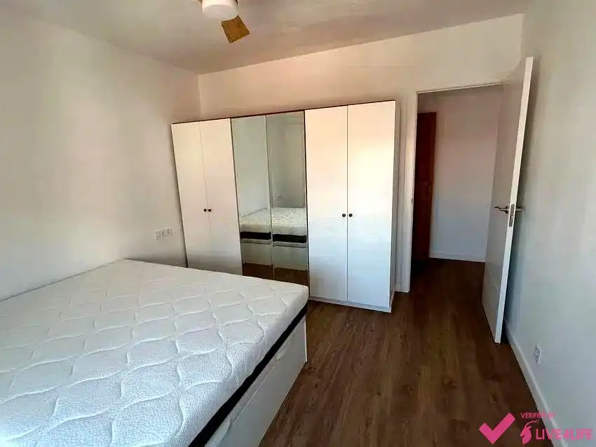 Flat for rent in calle de la Reina, El Cabanyal - El Canyamelar
