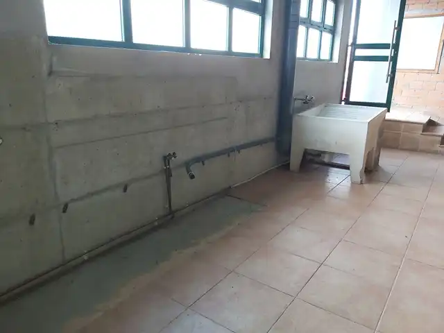 Local comercial en venda a C/ Andrés Pérez Soto, imagen 4