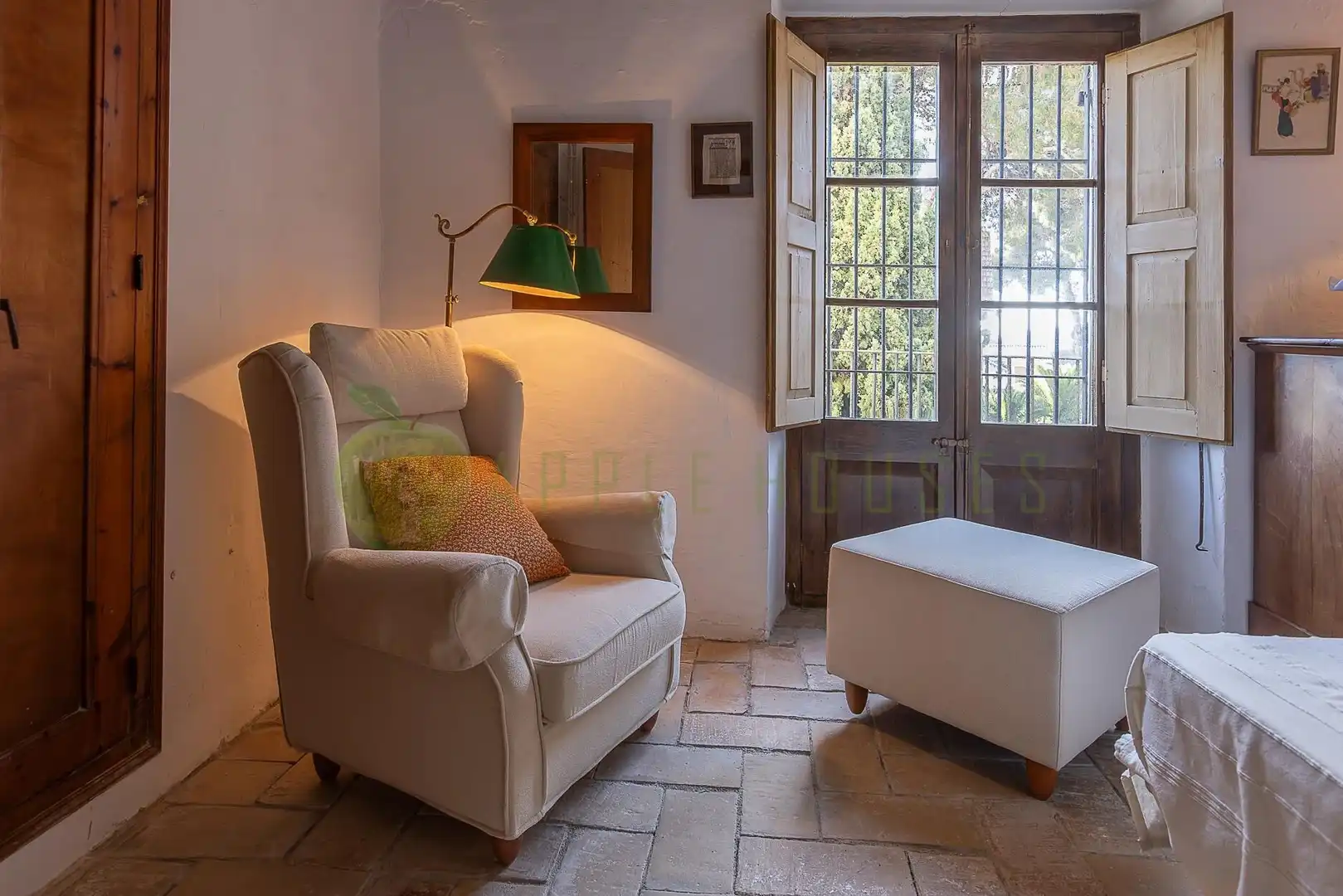 Sala de estar de Casa o chalet en venta en Vilanova i la Geltrú con Aire acondicionado, Calefacción y Jardín privado