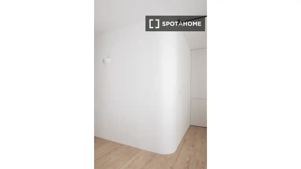Piso con terraza en alquiler en L'Eixample, imagen 12