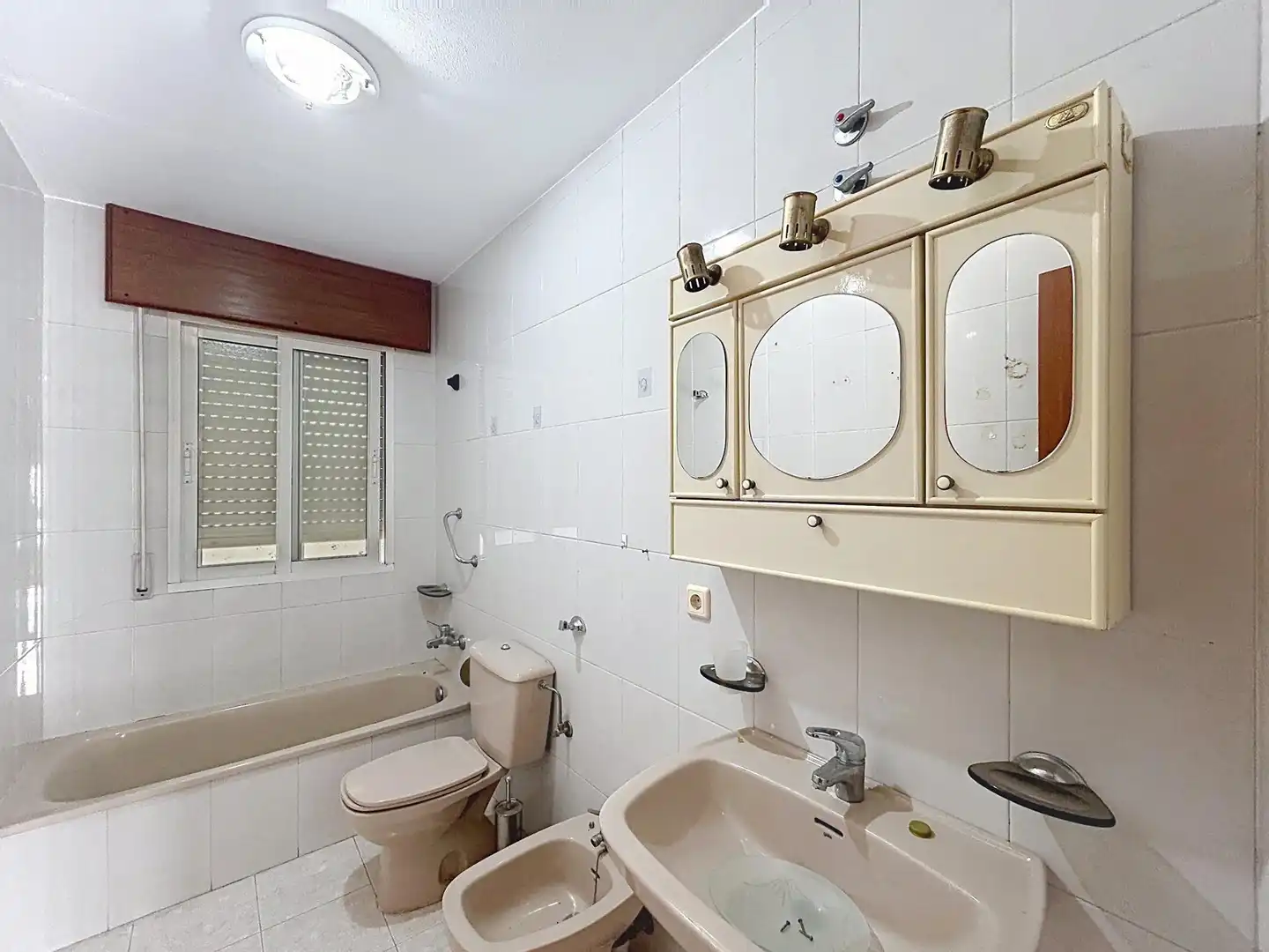 Badezimmer von Wohnung zum Verkauf in Padrón