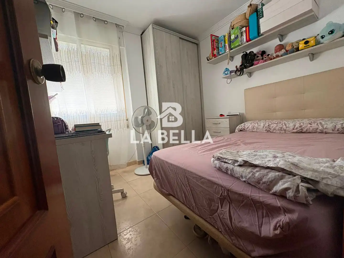 Dormitori de Pis en venda en Dos Hermanas