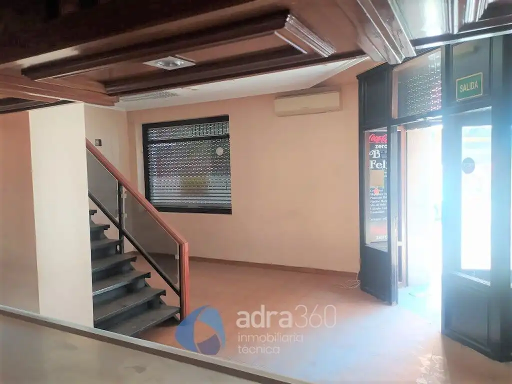 Business premises for sale in Ingenieros Pino y Amorena, imagen 6